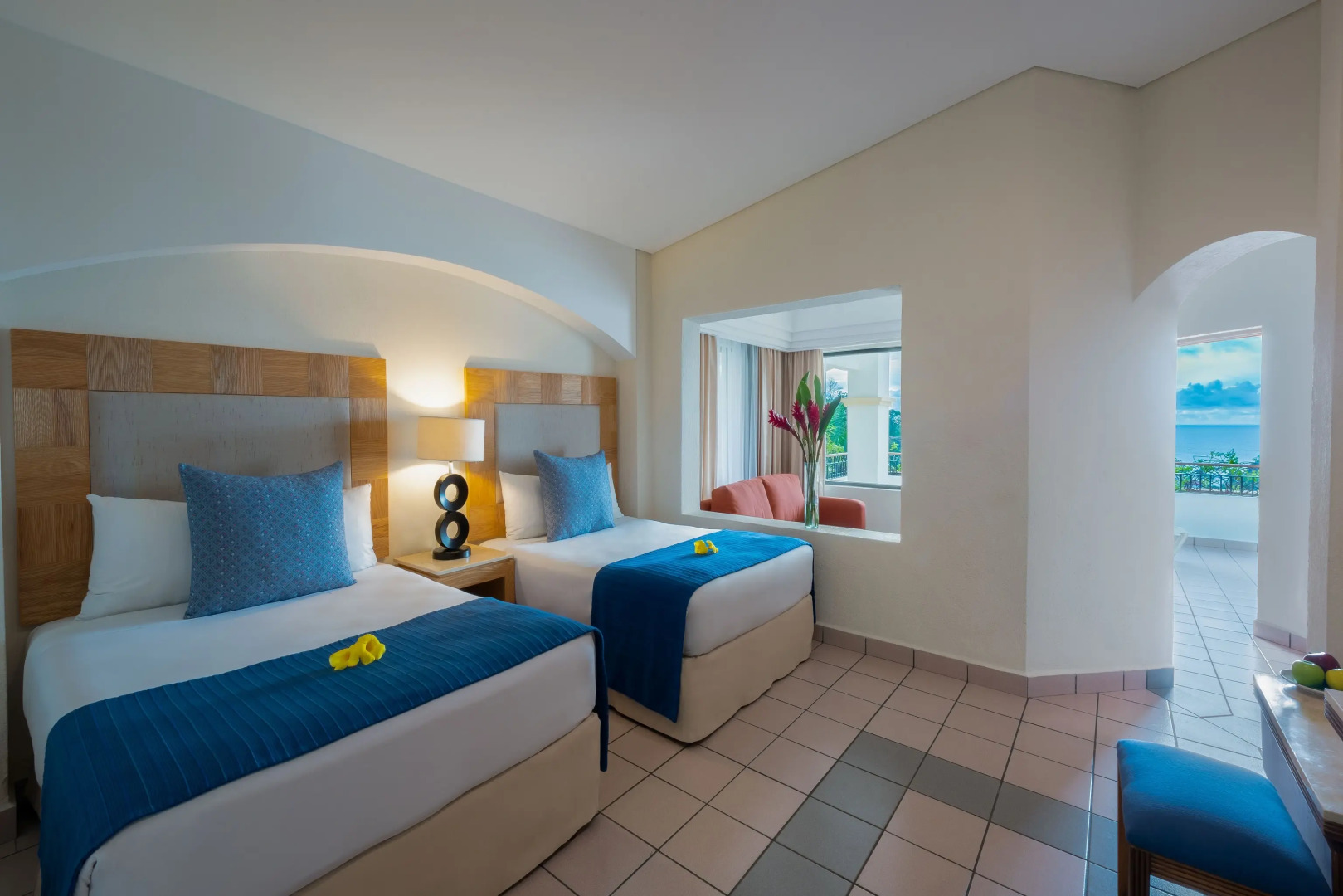 Park Royal Beach Huatulco – All Inclusive