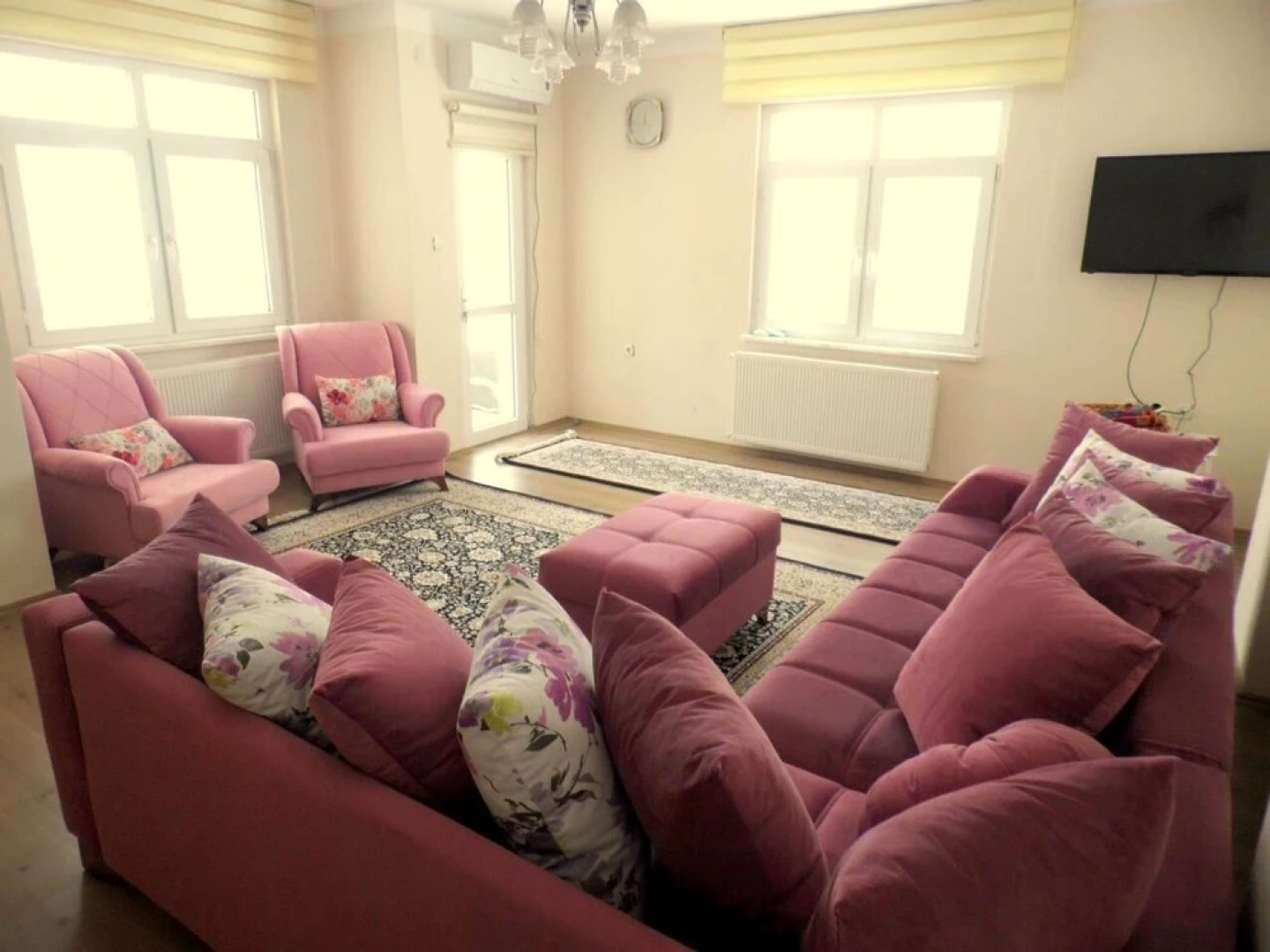 My Home Maçka by SURUR