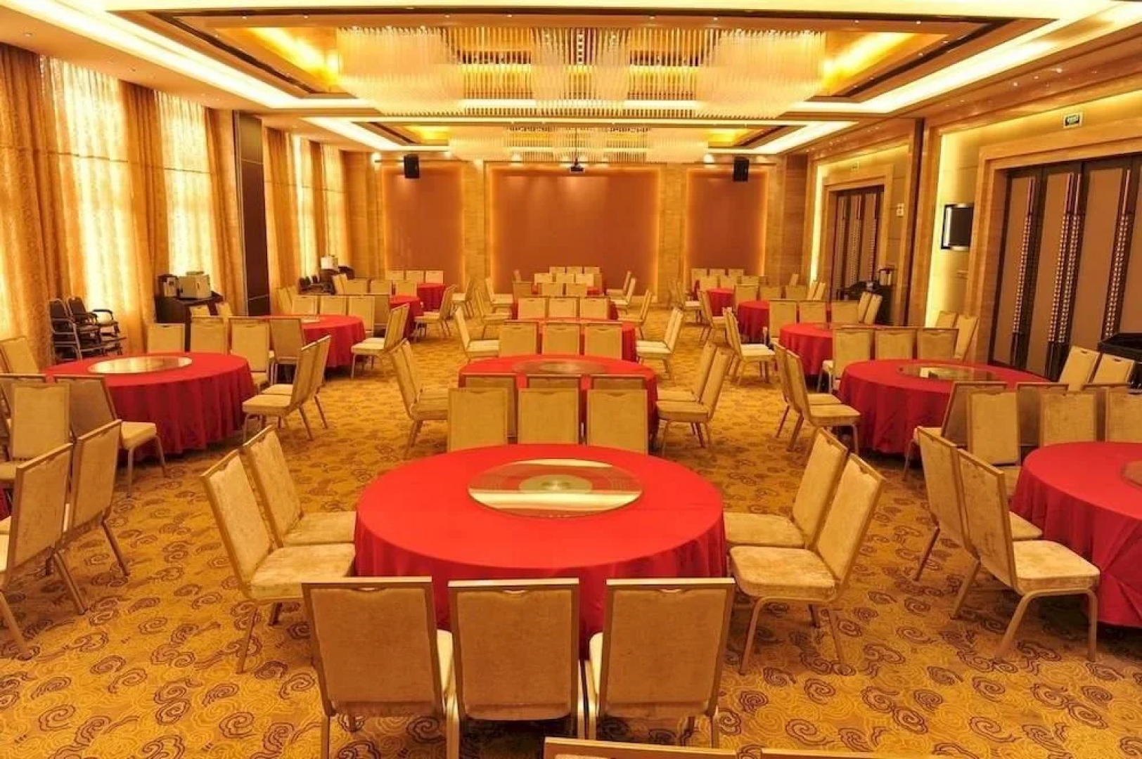 Western Coast Garden Hotel
