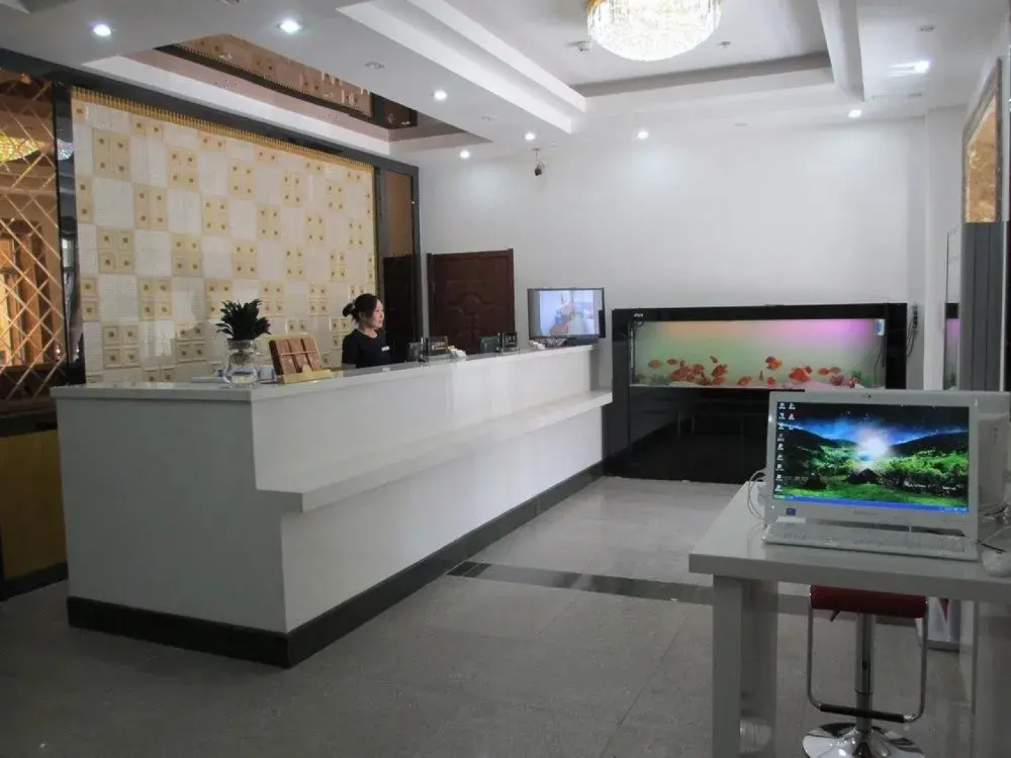 Rongyuan Business Hotel
