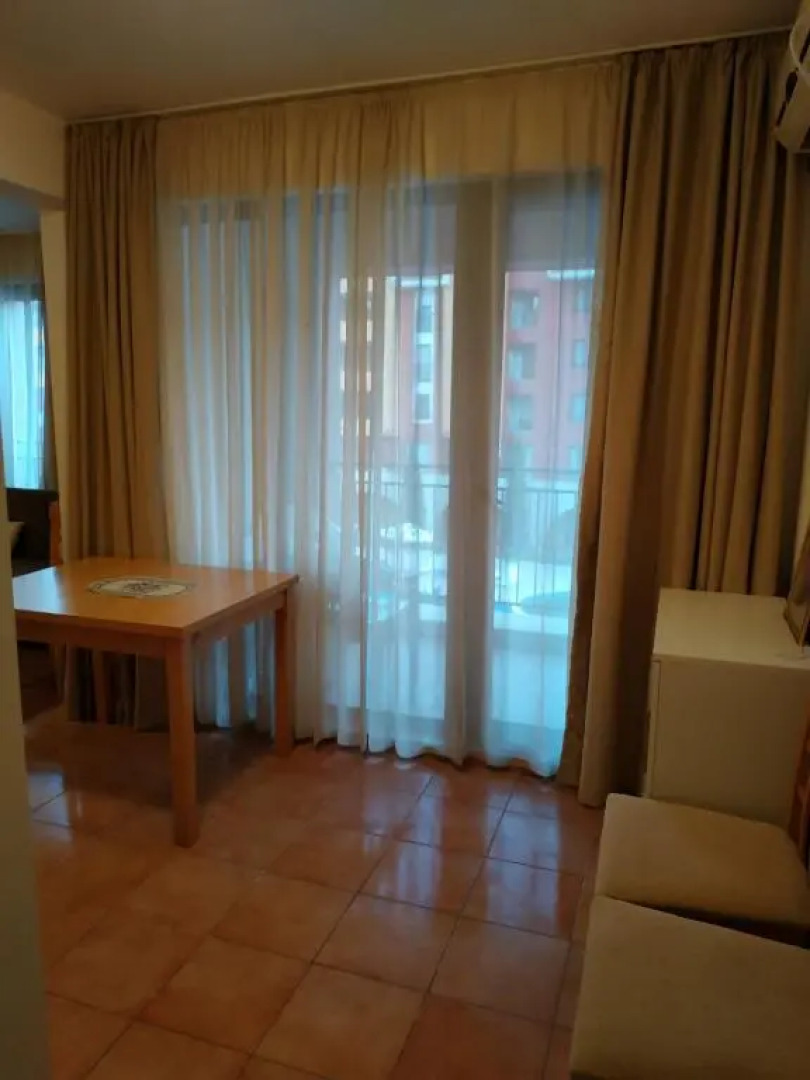 Quiet, relax and sand beach place with 4star service