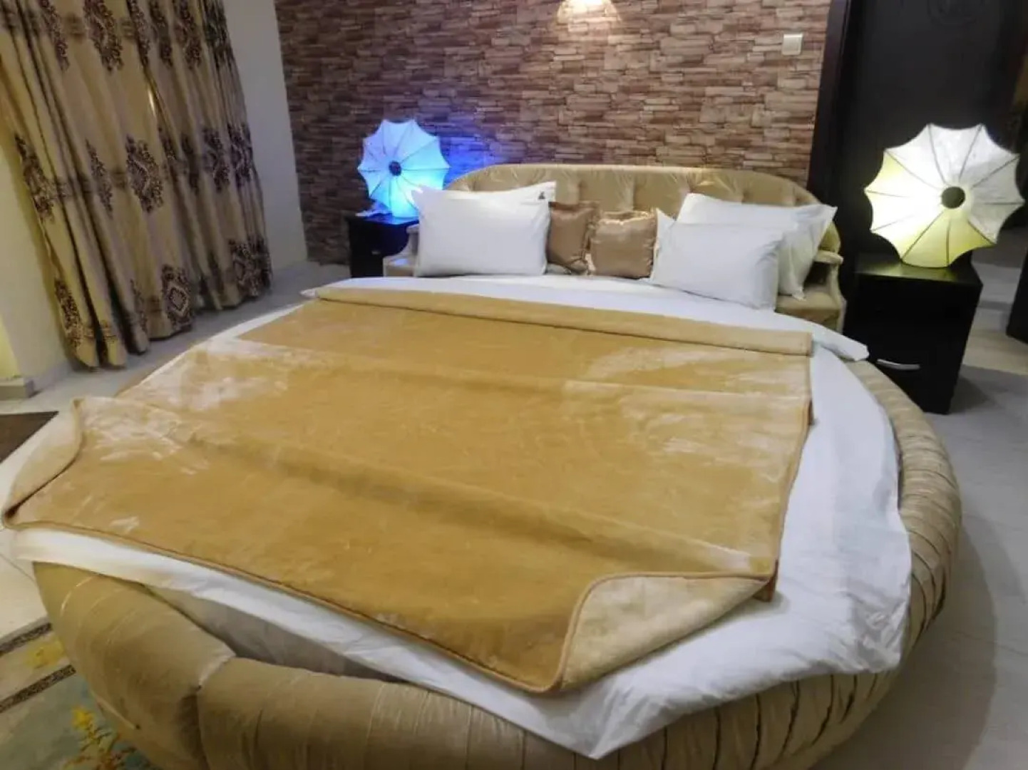 Honeyland Beach Resort