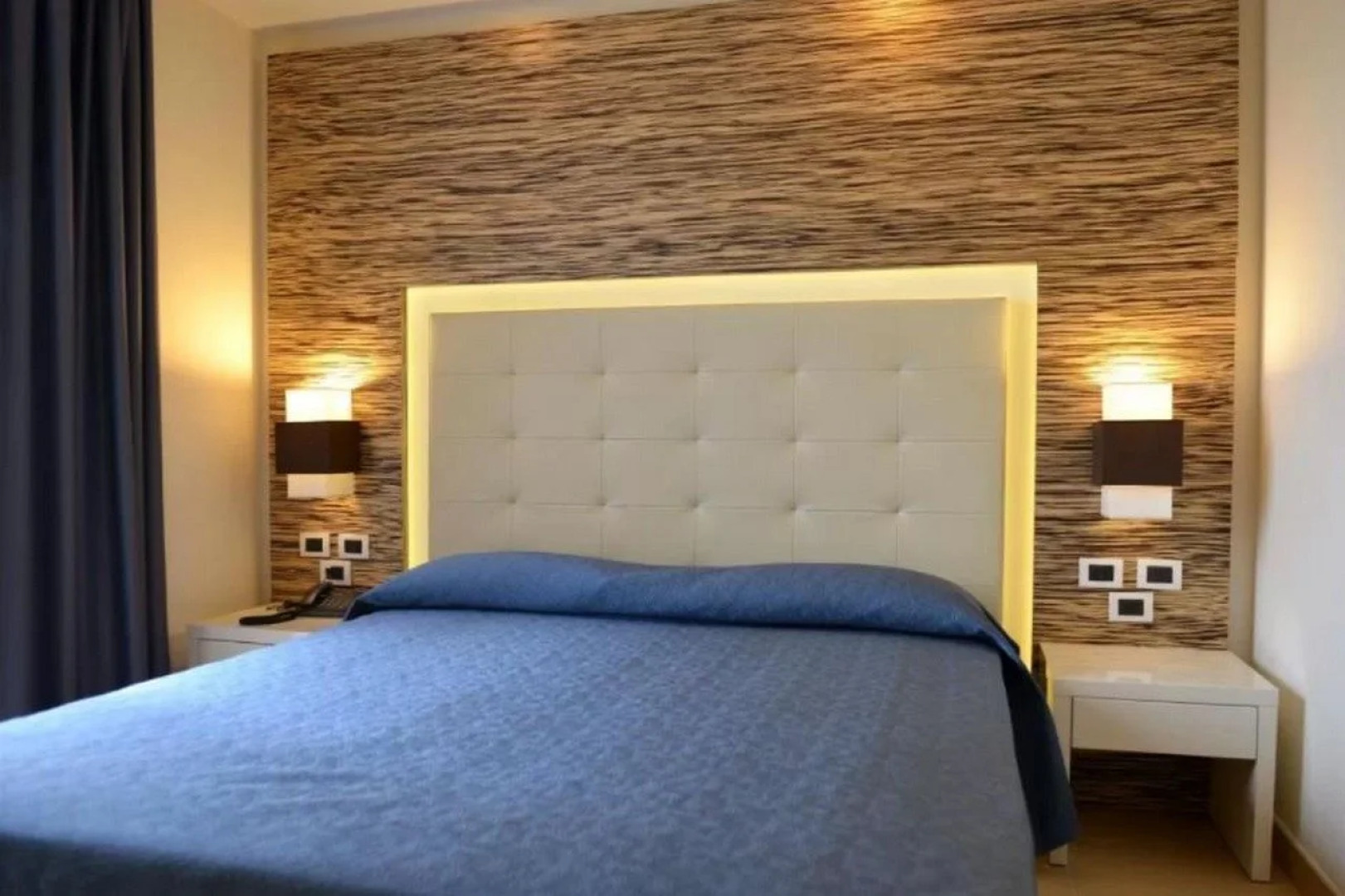 Prince Franklyn Hotel