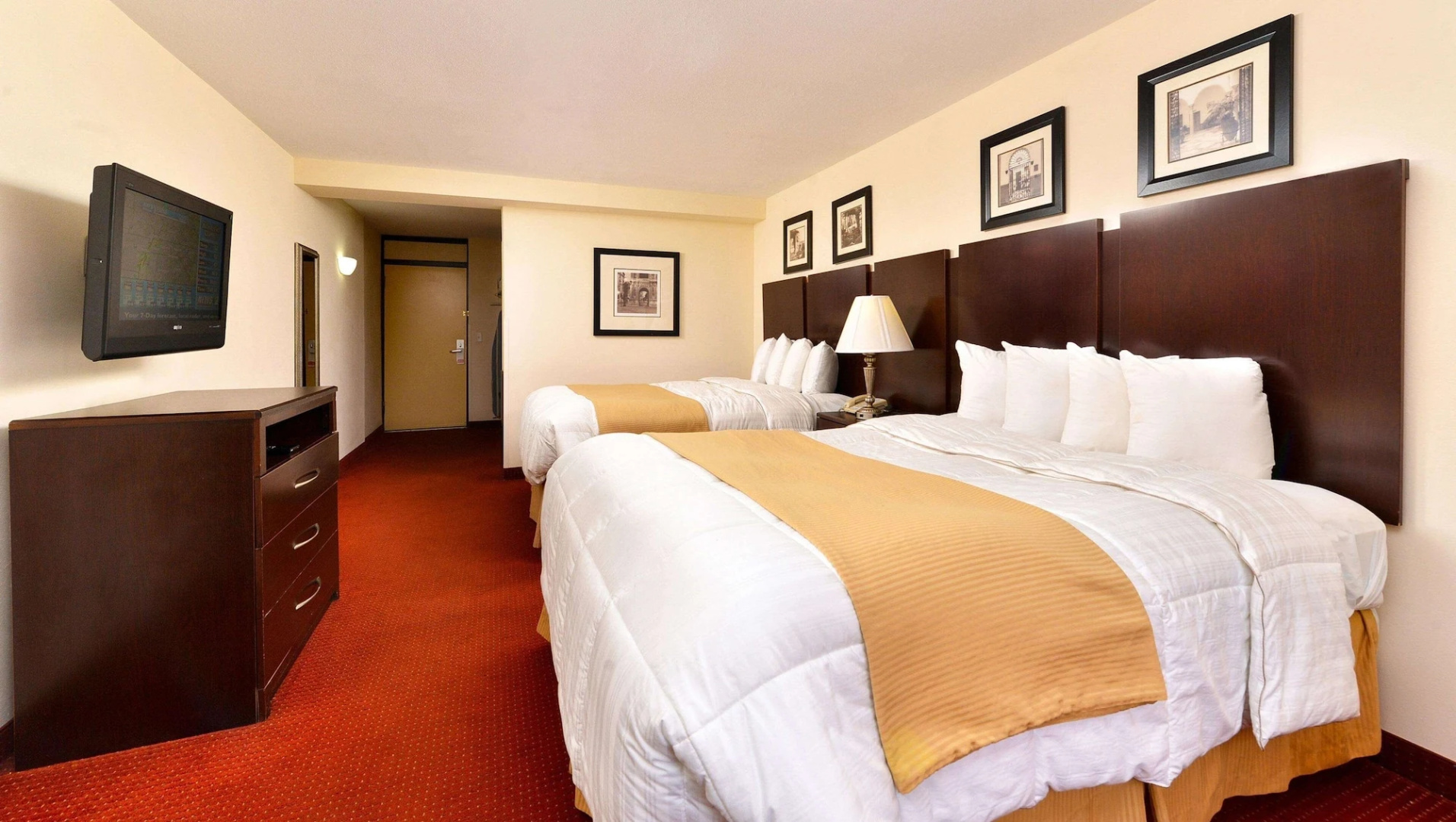 Executive Inn & Suites
