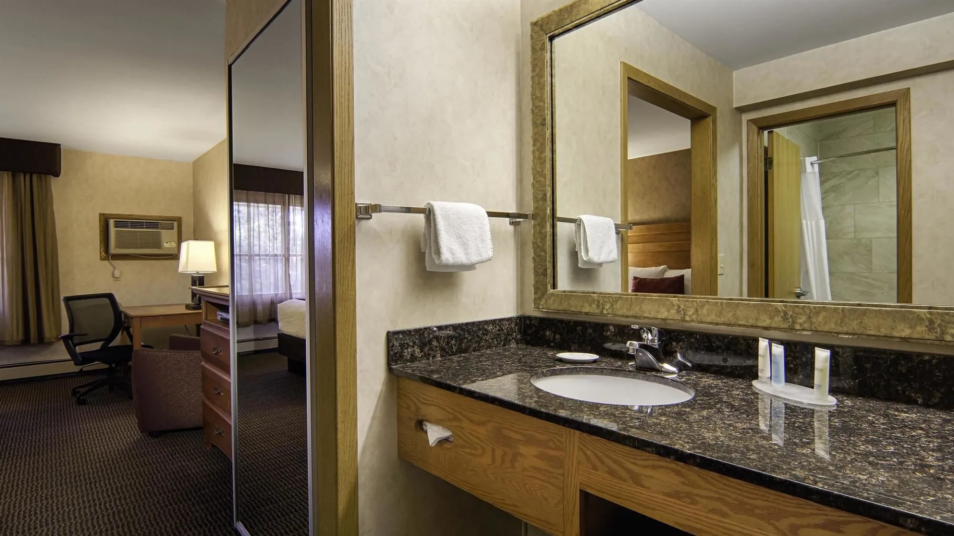 Quality Inn & Suites Detroit Lakes