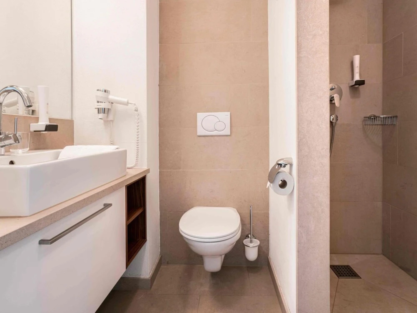 Tauernsuite Poolblick H Ggen