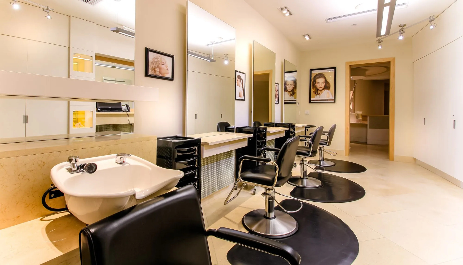 Sparkling Hill Resort