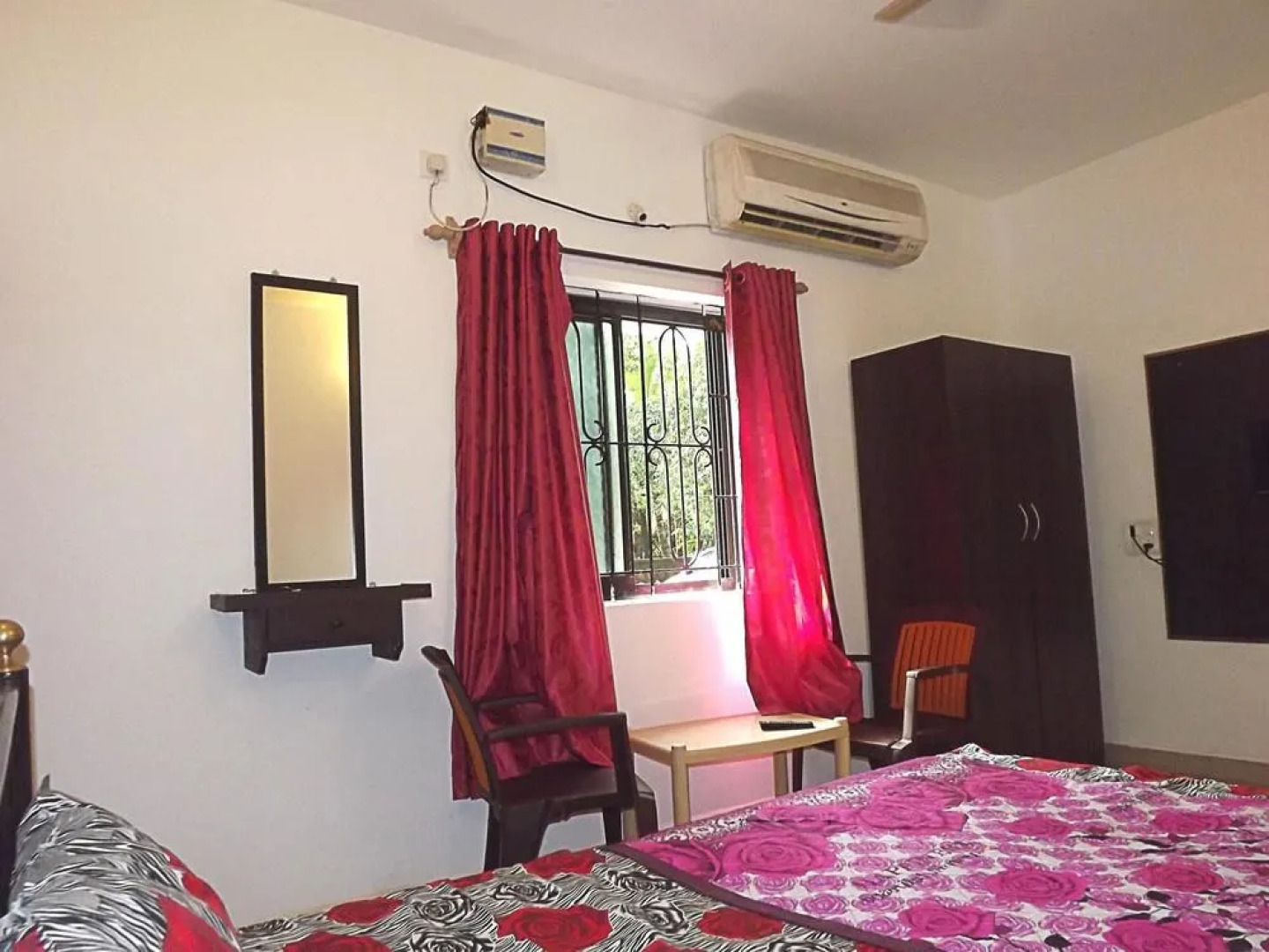 OYO 12252 New Arpora Inn