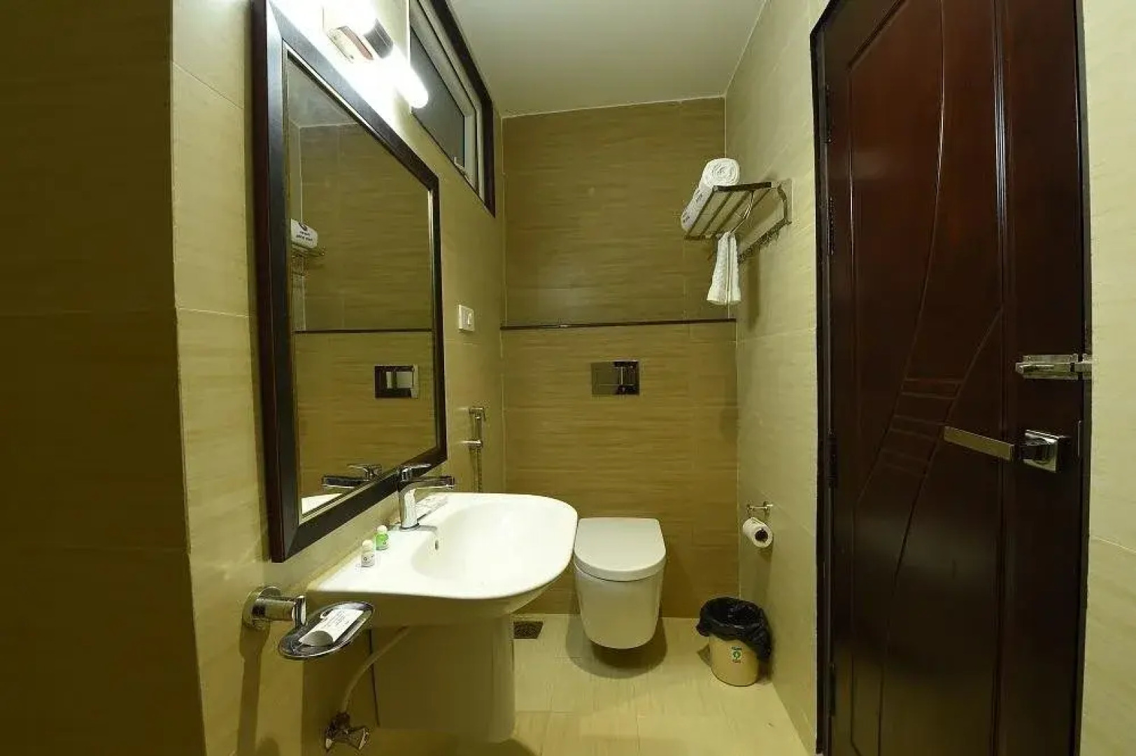 Mayas Kem Pride Hotel