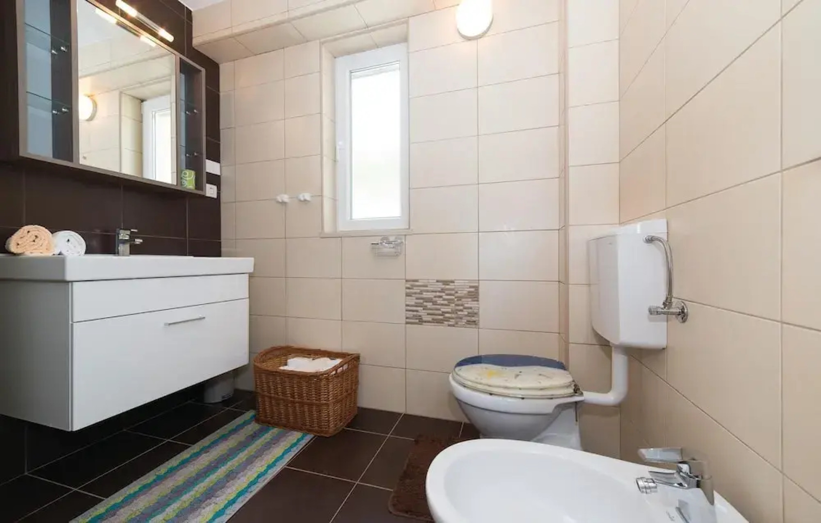 Awesome Home in Drvenik Veliki With Wifi and 1 Bedrooms