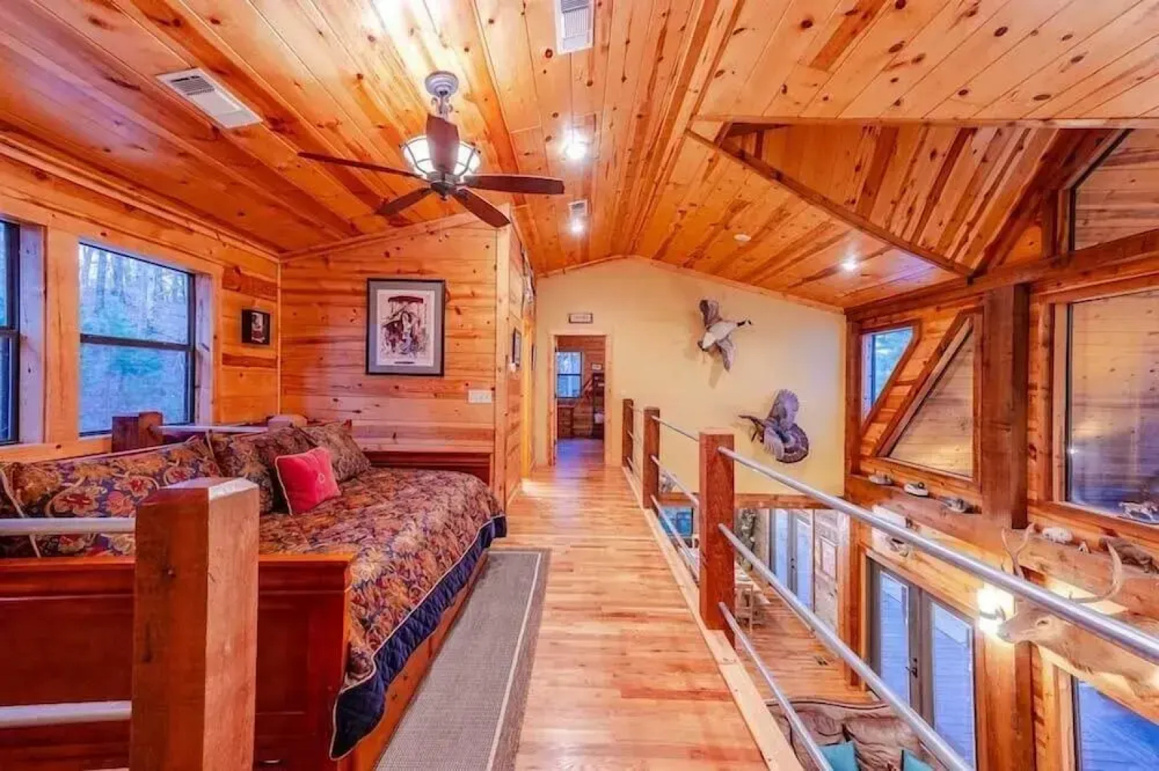 Mountain Fork Lodge With Wifi and Fire Pit by Redawning