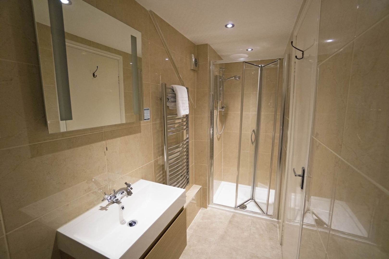 Tigh Na Cloich House