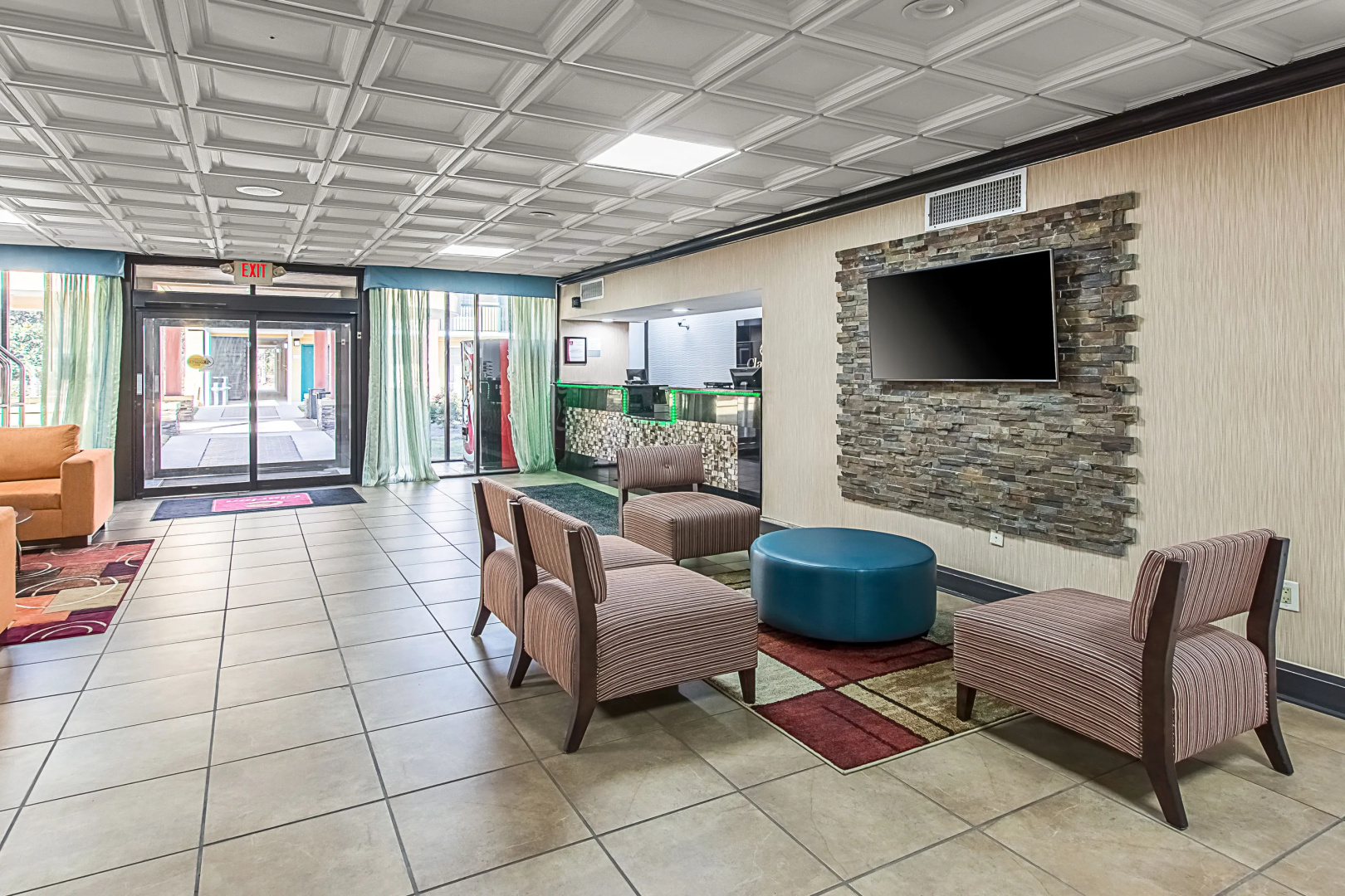 Quality Inn & Suites Ft. Jackson Maingate