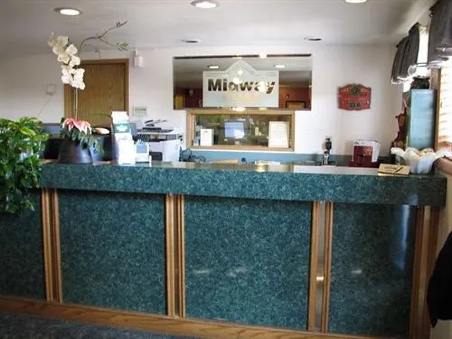 Midway Inn