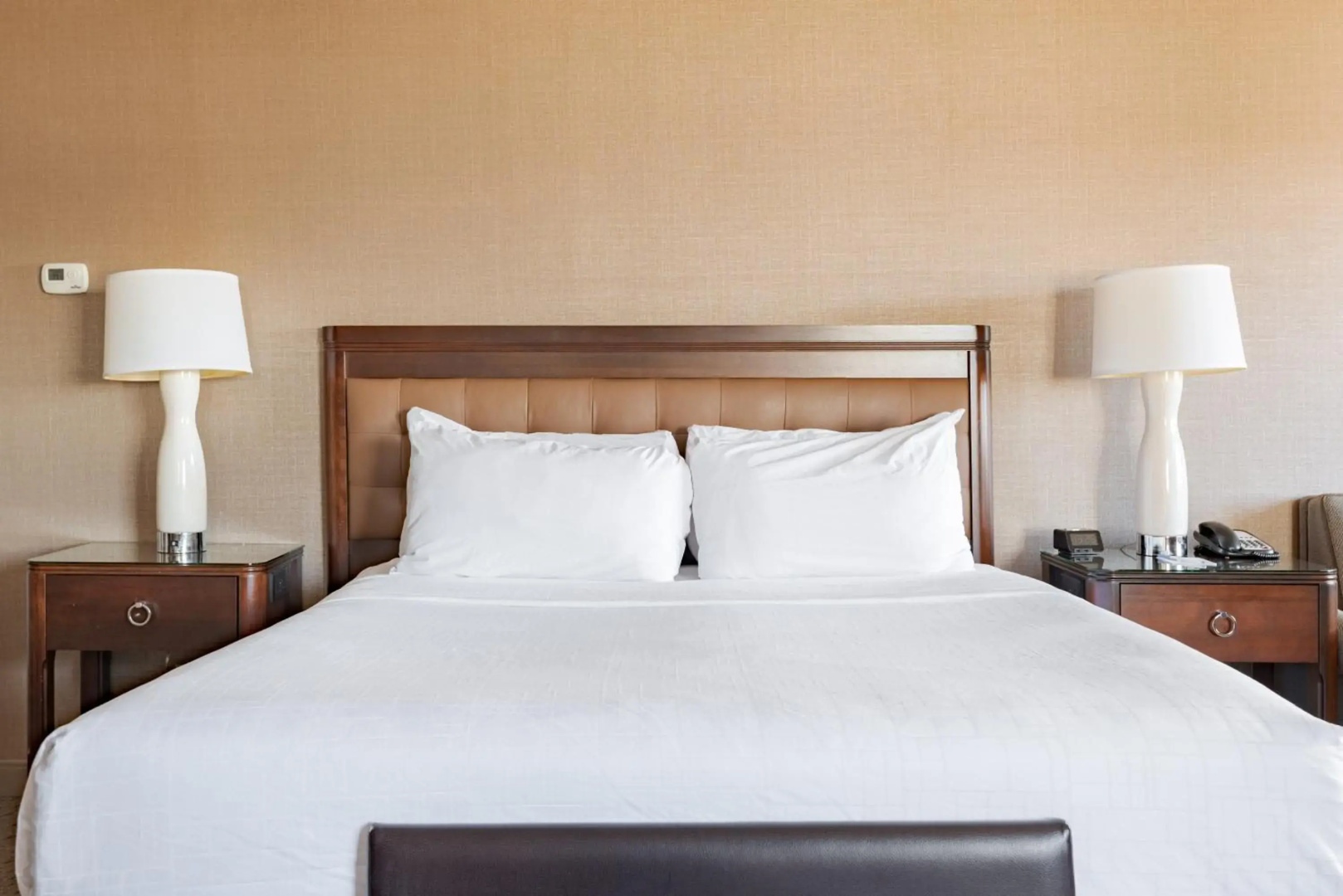Wyndham Omaha / West Dodge