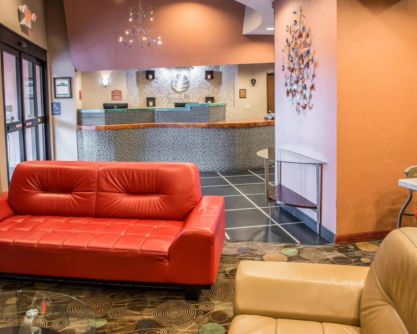 Hometowne Studios & Suites By Red Roof Washington