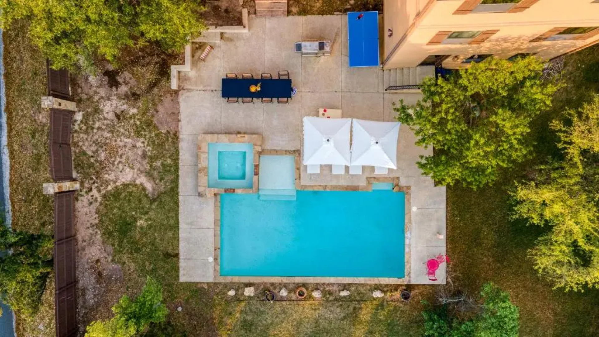 Hudson by Avantstay Magnificent Home w/ Beautiful Views, Multiple Living Areas, Pool & Games!