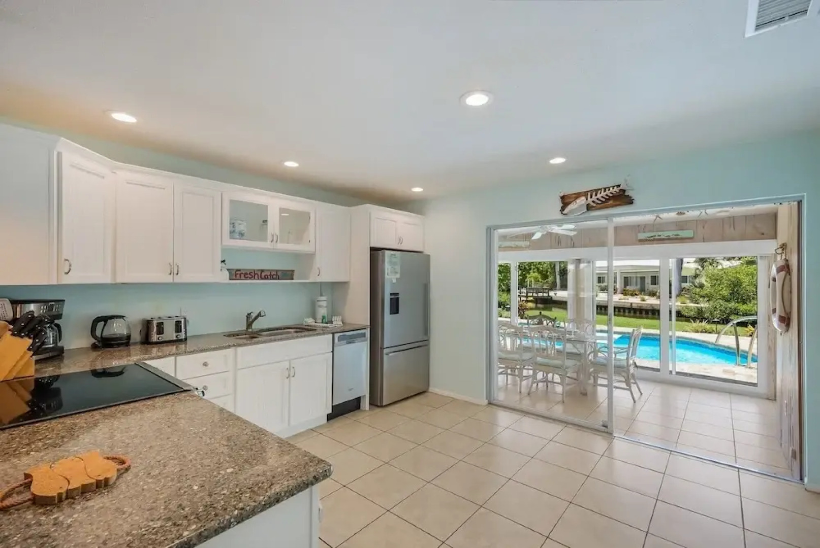 Gladiolus On The Water 3 Bedroom Home by RedAwning