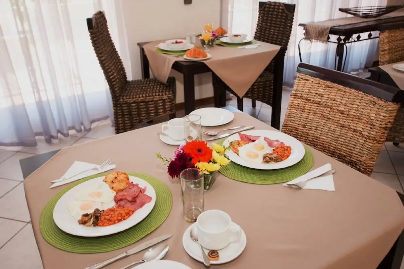 Summer Garden Guest House (The Flower Box)