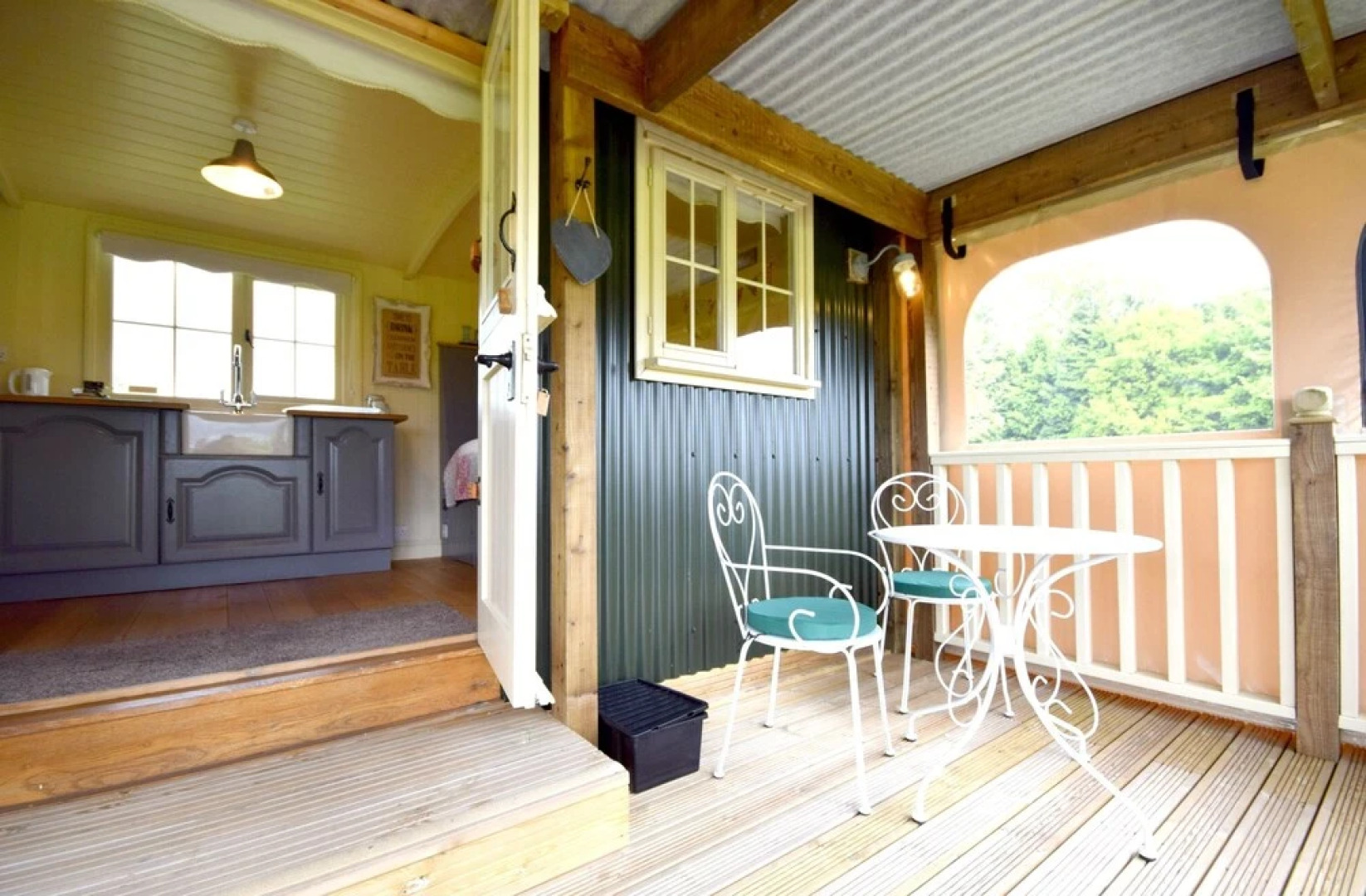 Keepers Cosy, Shepherds Hut , Alresford 491853