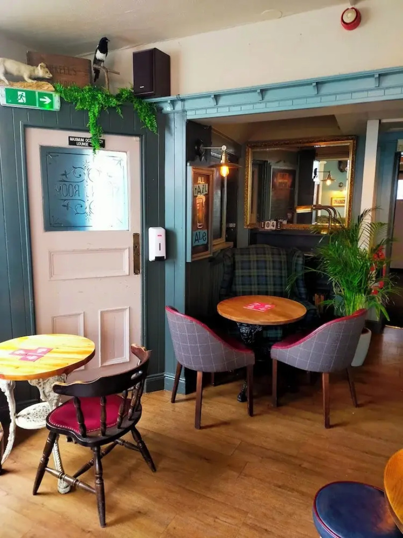 OYO The Victorian Tap B&B