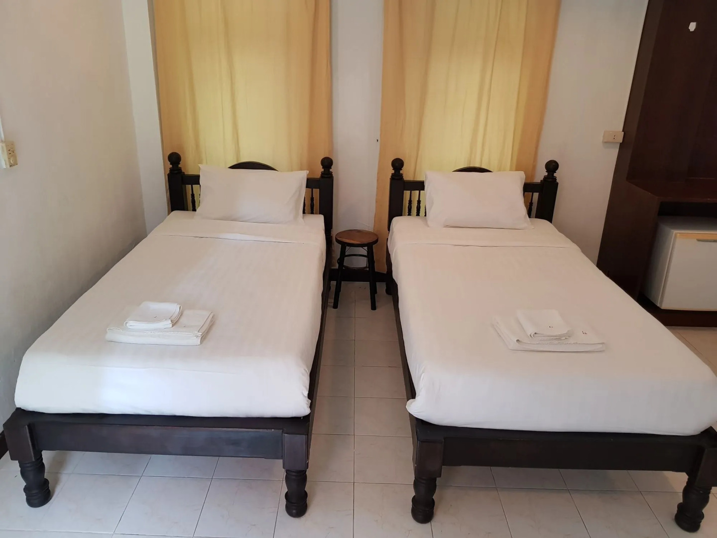 Hi Karon Beach Hotel