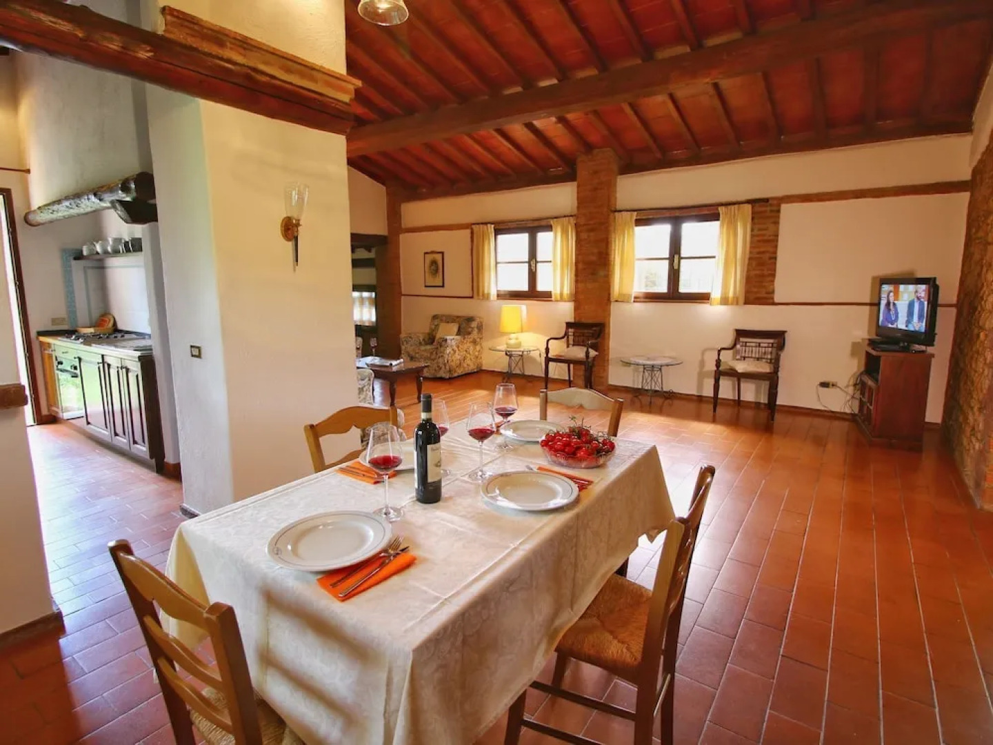 Spacious Apartment on an Estate From the 14th Century, Centrally Located in Tuscany