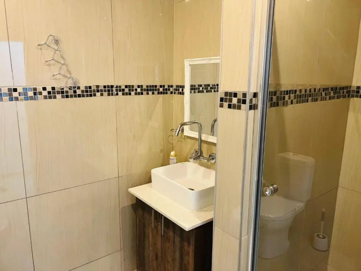 36 frere road shelly beach , margate