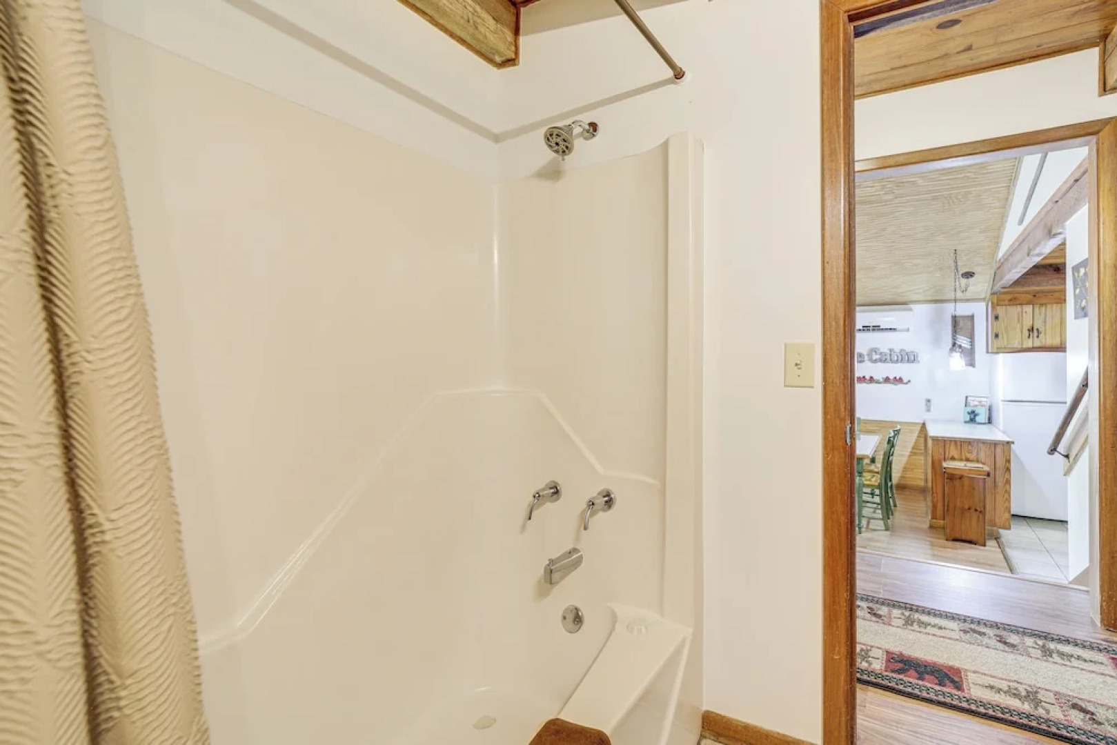 Creekside Cabin w/ Deck & Grill in Whittier!