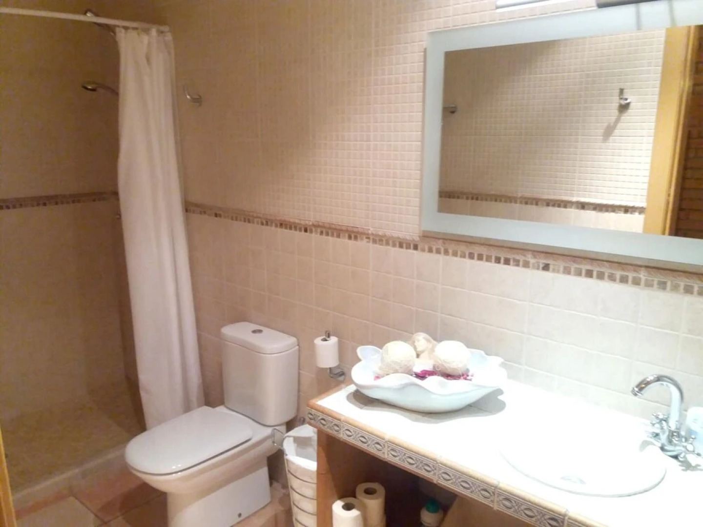 House With 5 Bedrooms in Ogassa, With Terrace and Wifi