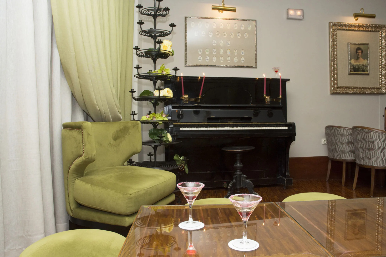 Hotel Rainha D. Amelia, Arts & Leisure