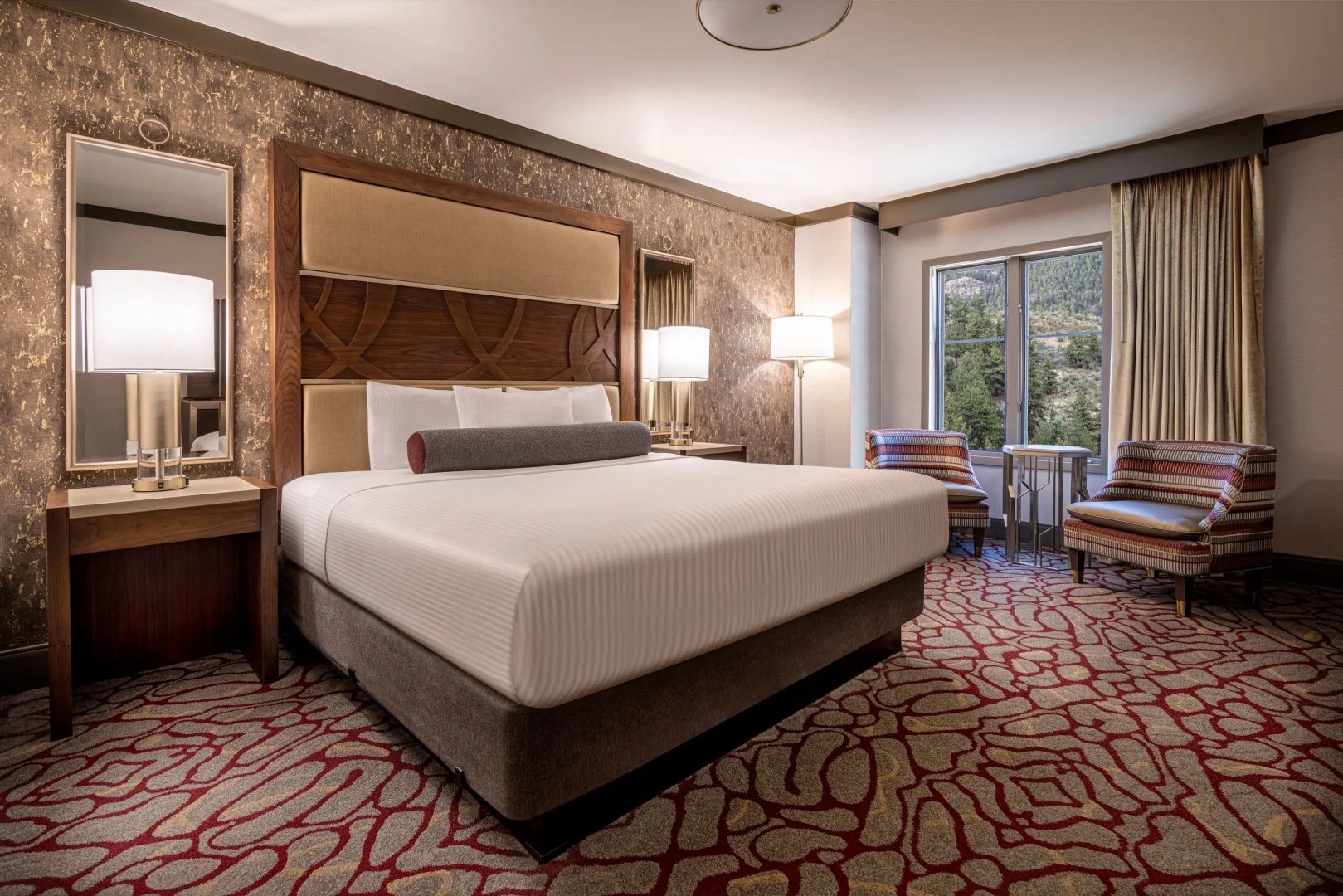 Horseshoe Black Hawk - A Caesars Rewards Destination