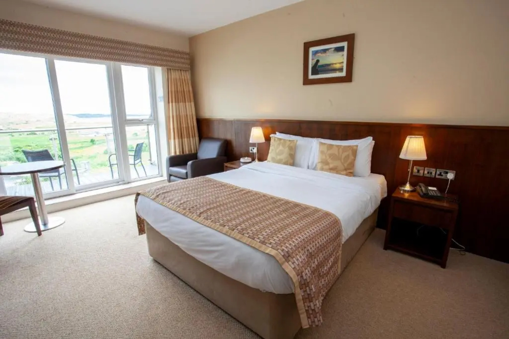 Strandhill Lodge and Suites