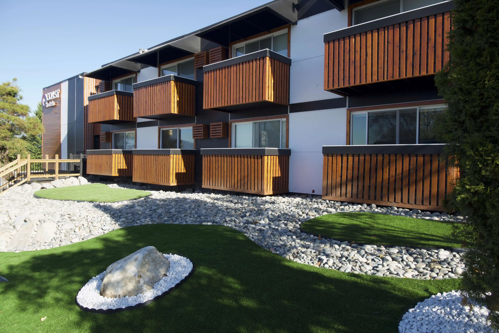 Coast Metro Vancouver Hotel