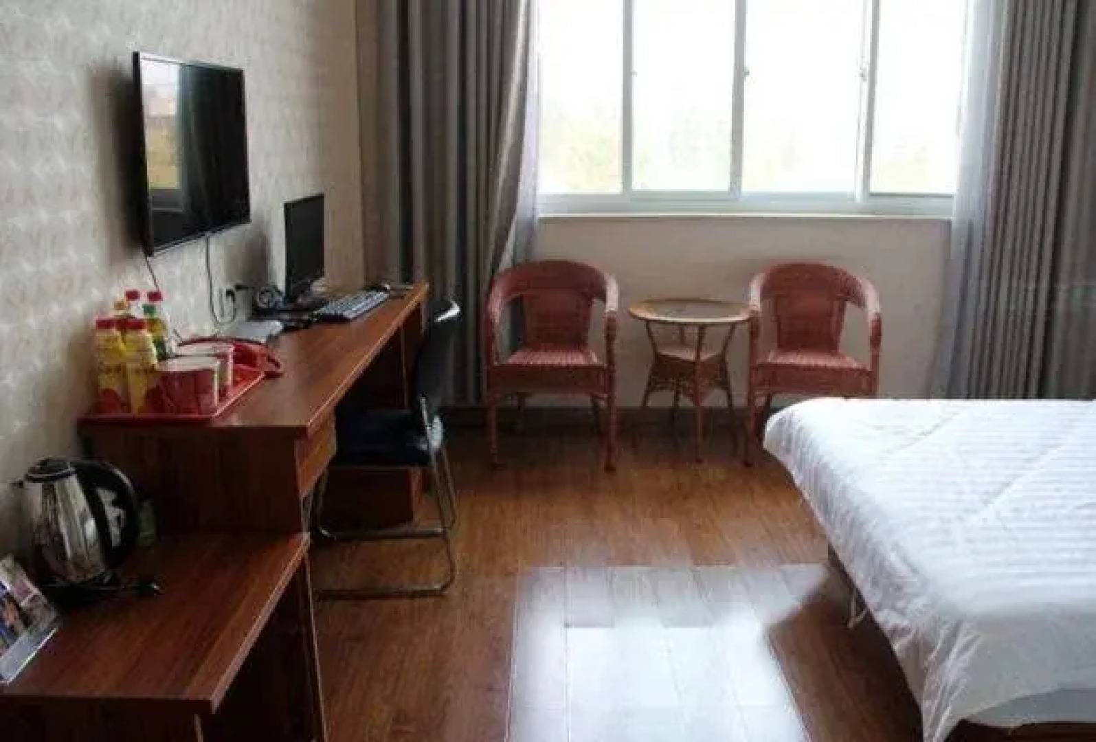 Xianghua Express Inn