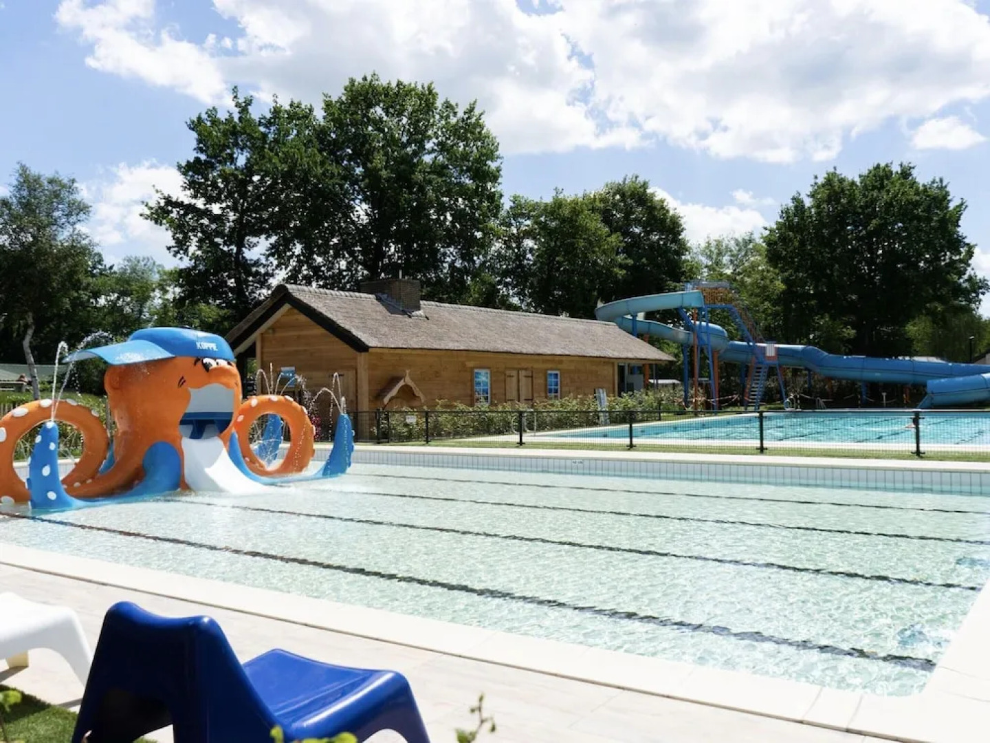 Nice Chalet With Dishwasher, Near Efteling