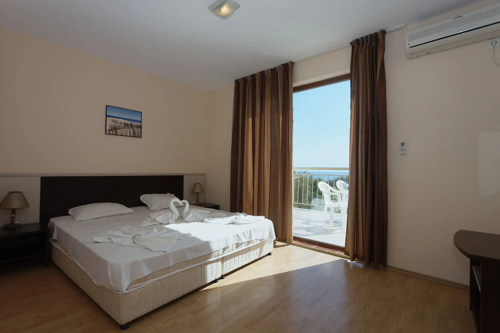 Hotel Vemara Club