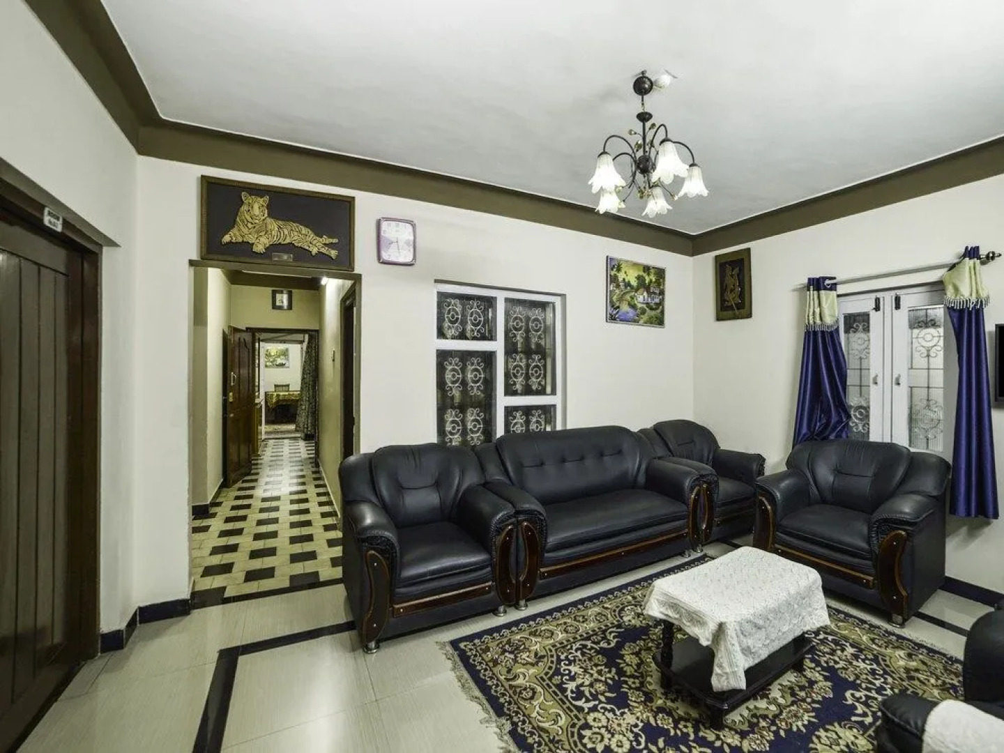 OYO 28641 Vijaya Deepa Guest House