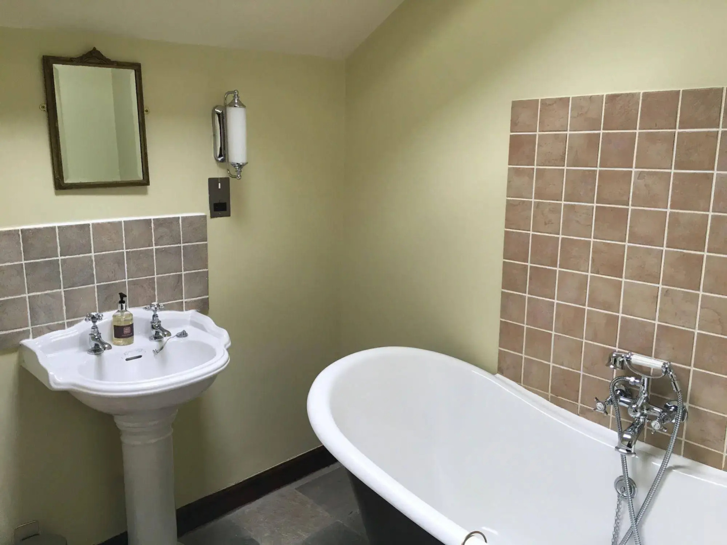 Waterwheel Guesthouse