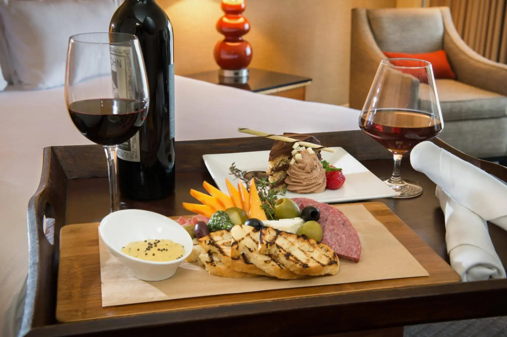 DoubleTree by Hilton Seattle Airport