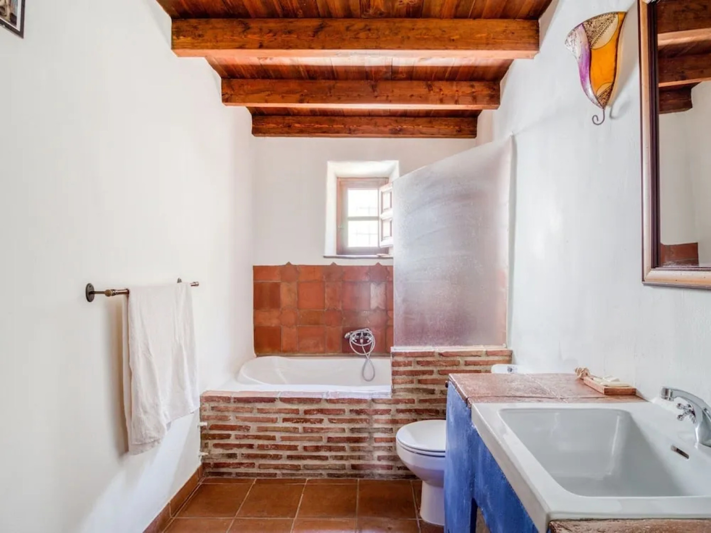 Pretty Cottage in Alcaucín with Private Swimming Pool