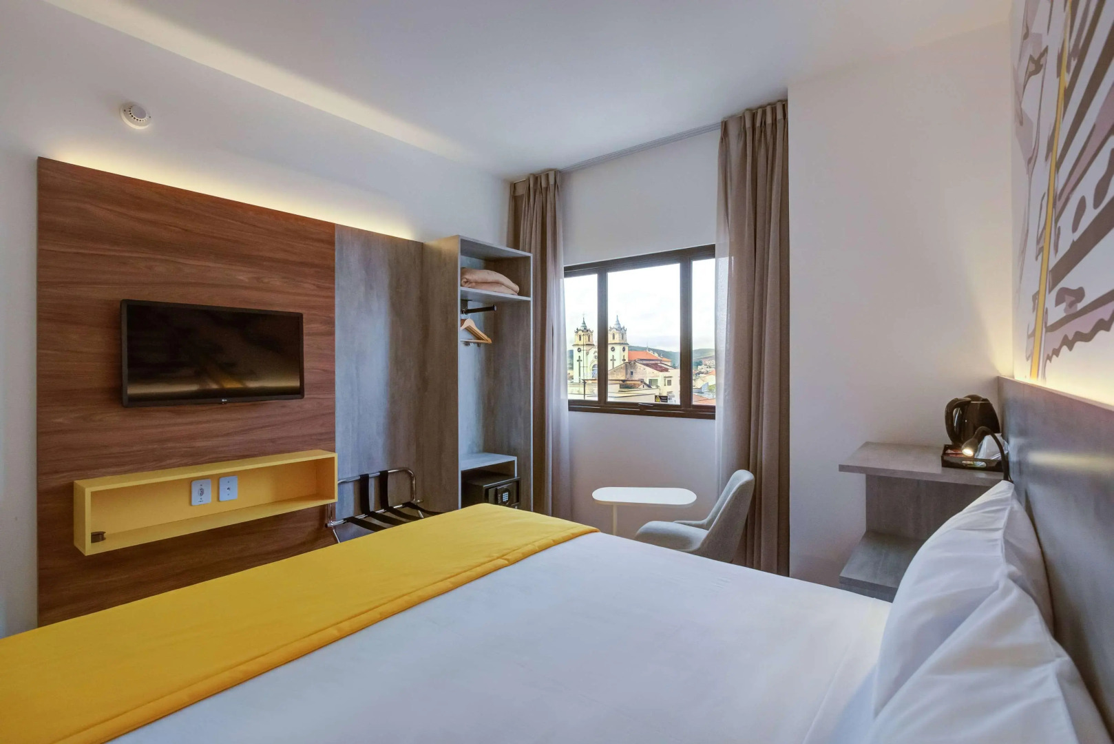 Summit Suítes Hotel Cruzeiro