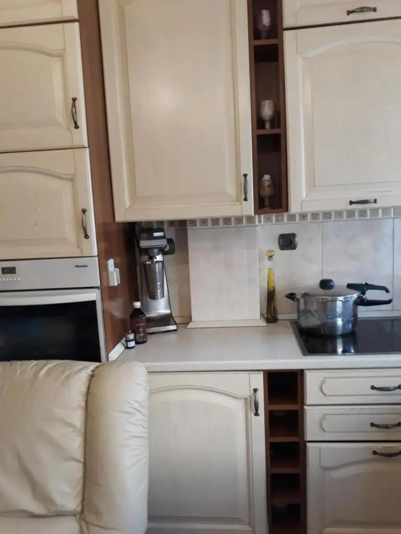 Mandy's complete luxury flat