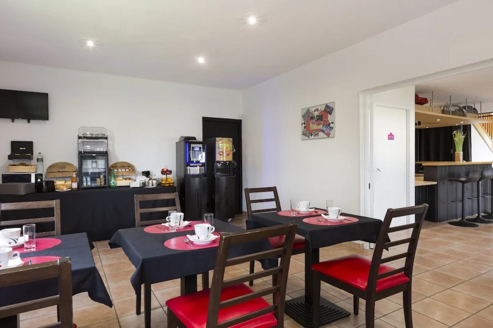 Enzo Hotels Chartres Mainvilliers By Kyriad Direct