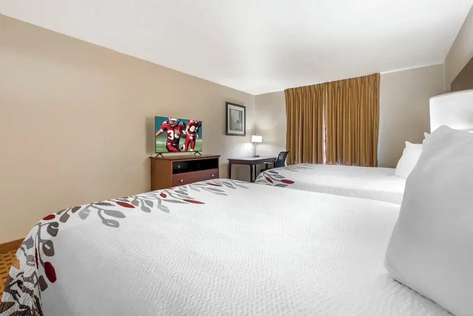 Red Roof Inn Charlestown