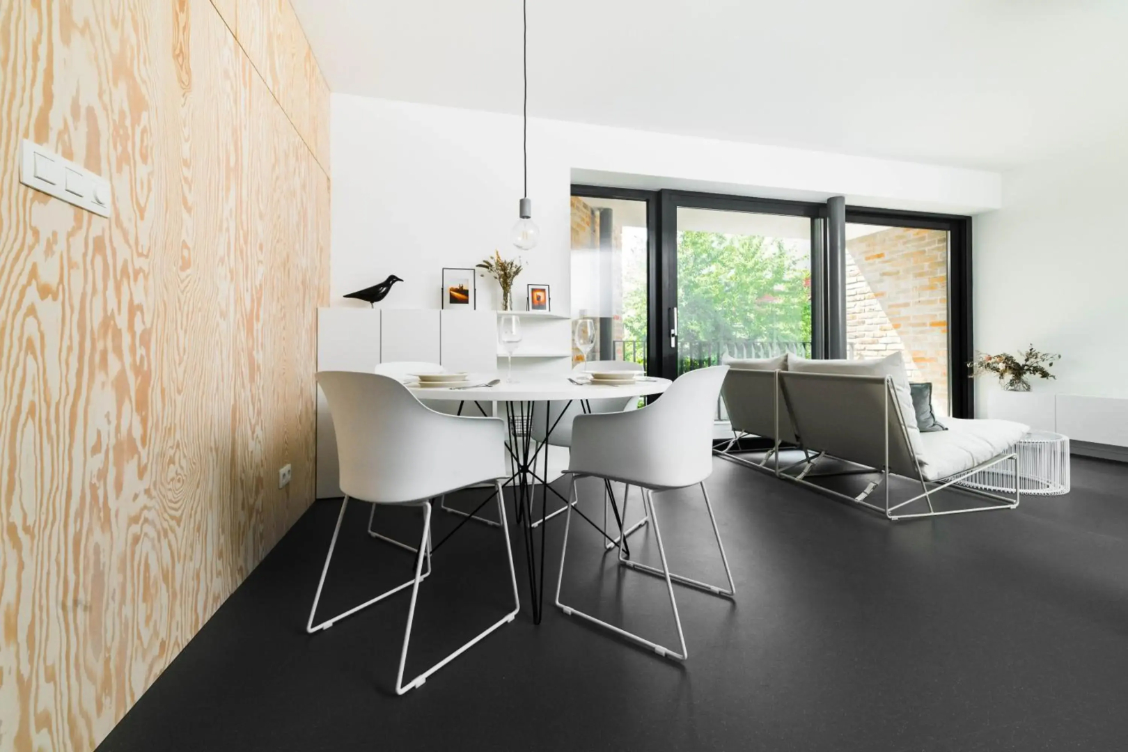 White Innk city center apartment