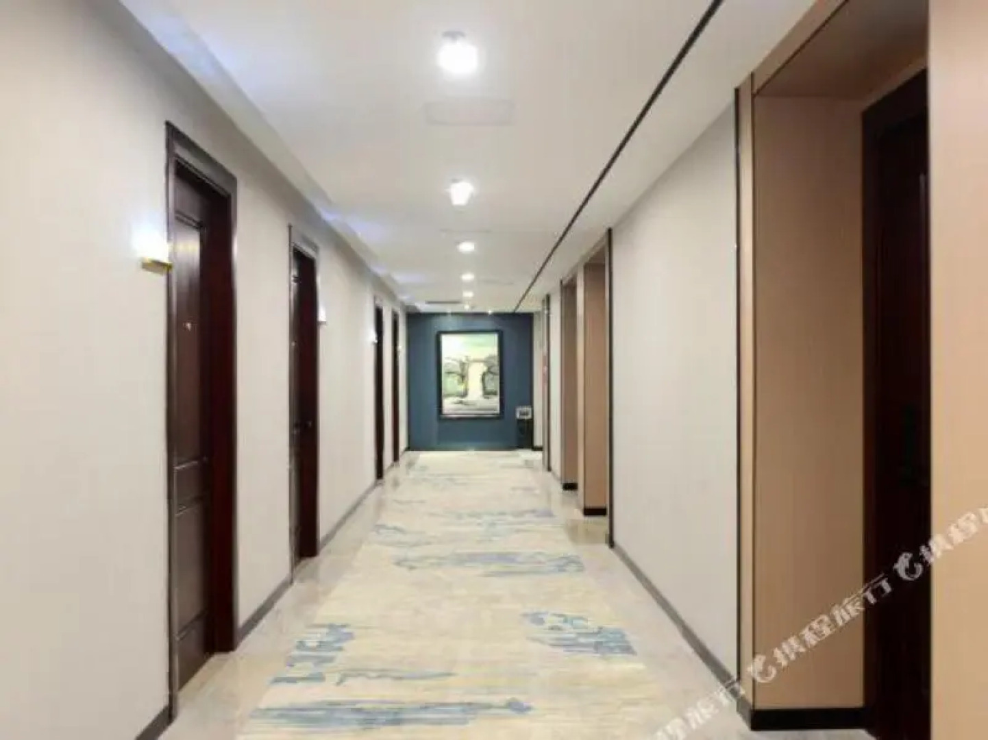 Weierhong City Hotel (Fu'an Wanli Plaza)