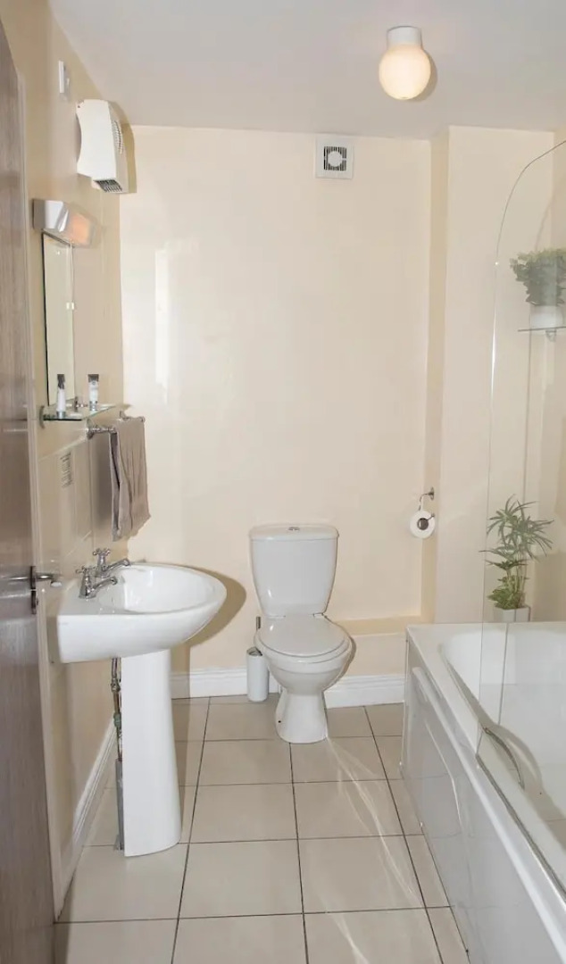 Arch House B&B and Apartments