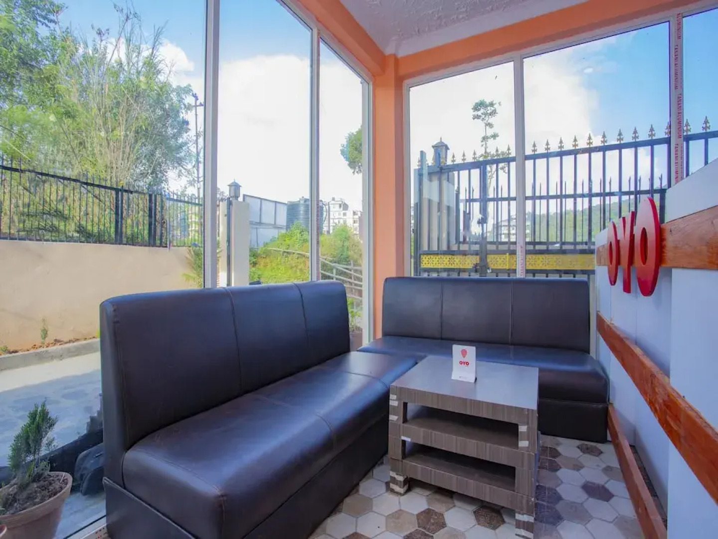 OYO 361 Jhigu Chhen