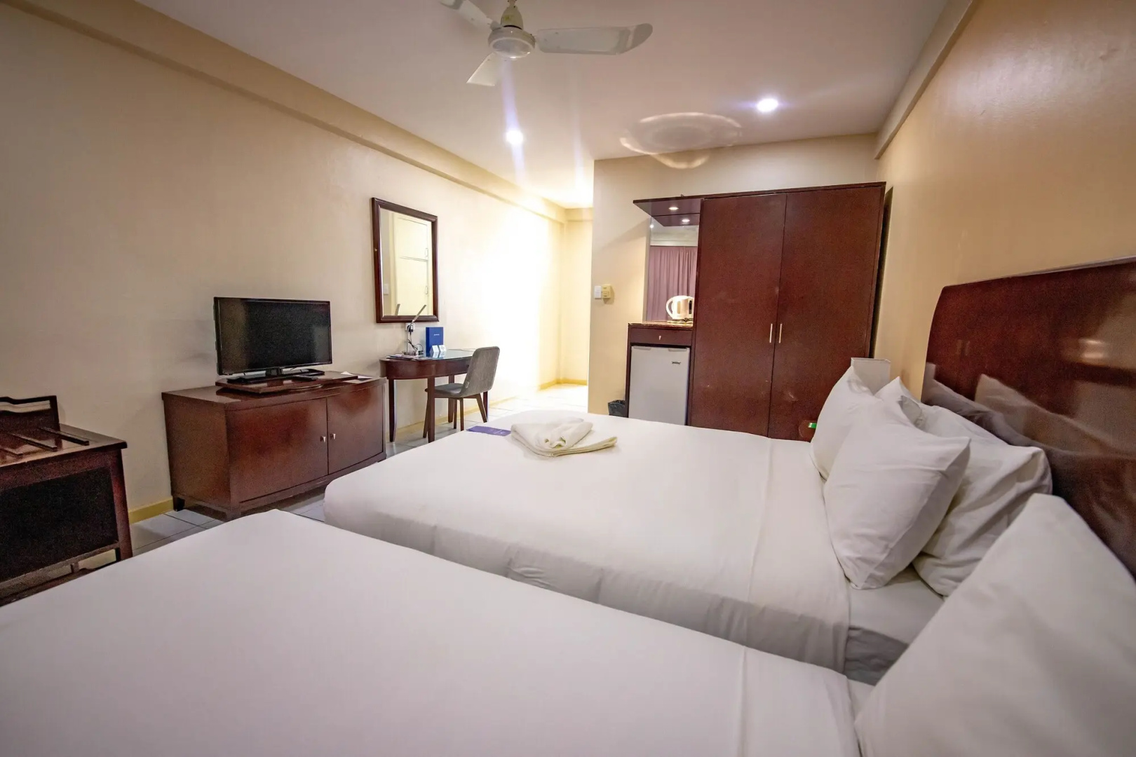 Bird of Paradise Hotel & Apartments